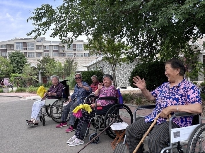 济南市:打造“身边、床边、周边”的幸福养老